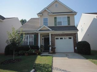 9027 Holland Park Ln, Charlotte, NC 28277