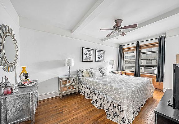 4th image of 225 E 79th St APT 8A