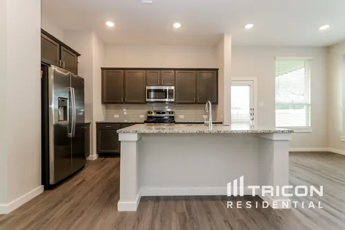 2335 Cohorn Trl Photo 1
