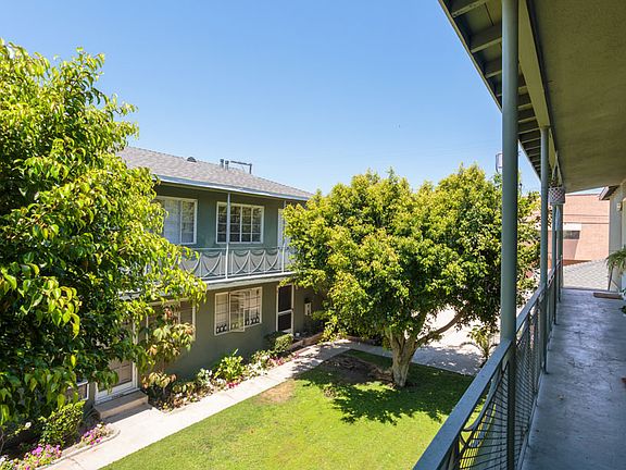 3rd image of 5440 Willowcrest Ave #6