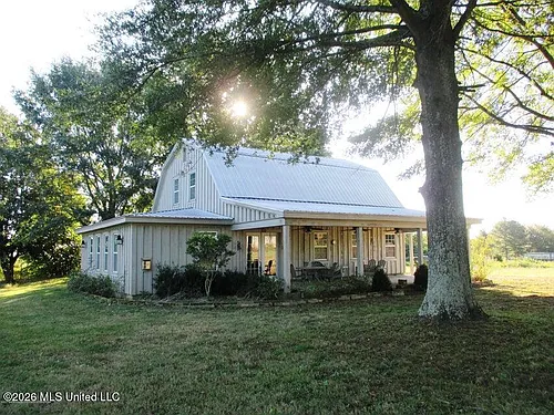 4933 Highway 302 Photo 1