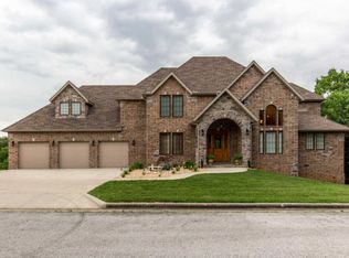 4607 S Luster Ave, Springfield, MO 65804