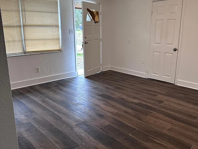 8638 Allamanda St — Photo 45