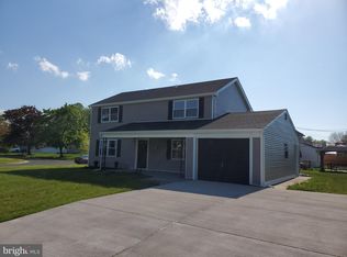 1 Hawthorne Ln, Willingboro, NJ 08046