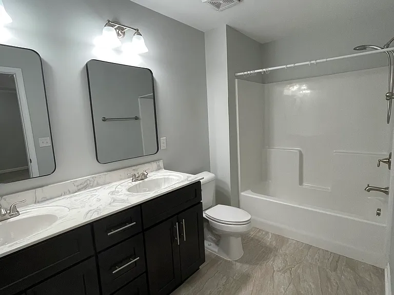 1605 Villa Cir — Photo 20