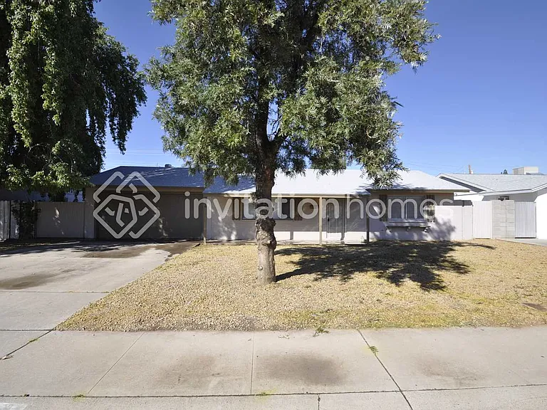 3316 W Orchid Ln — Photo 1