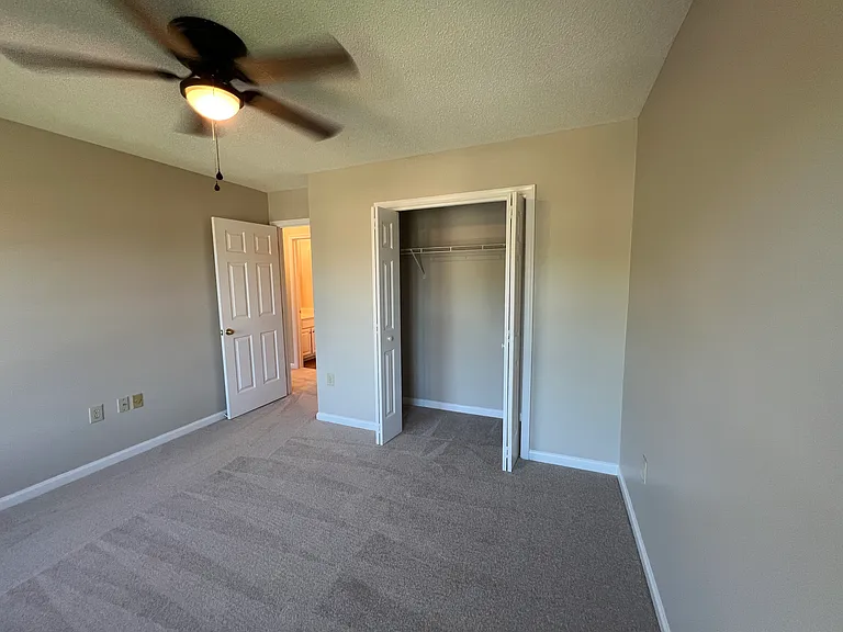 10 Winterthur Ct — Photo 31