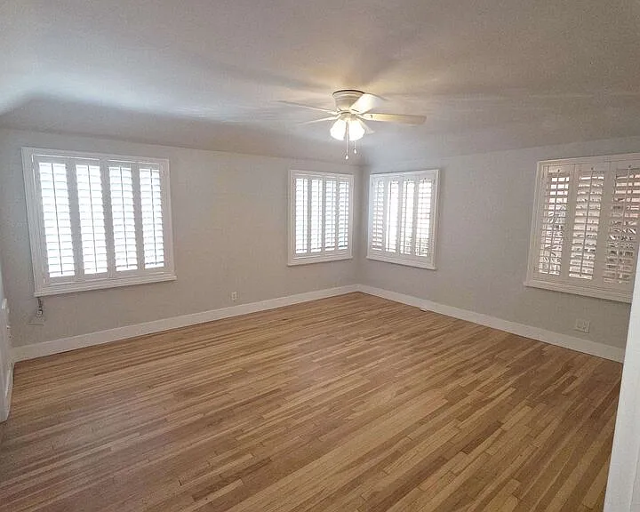 418 S Roxbury Dr — Photo 13