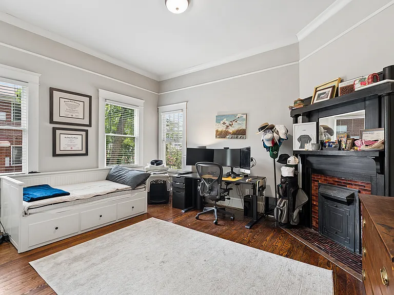 1029 Greenwood Ave NE #1 — Photo 11