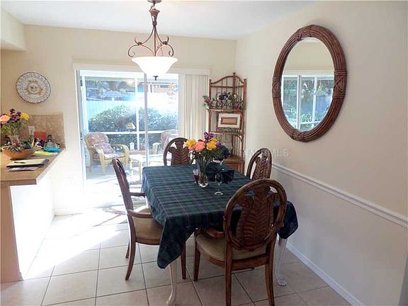 4th image of 4922 Elfrida Ave