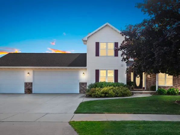 3016 White Birch St, Kaukauna, WI 54130