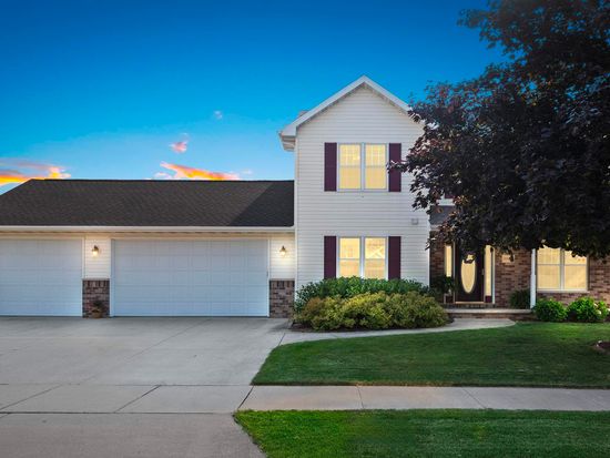 3016 White Birch St, Kaukauna, WI 54130