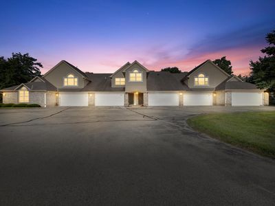 9155 West Elm COURT #F, Franklin, WI, 53132