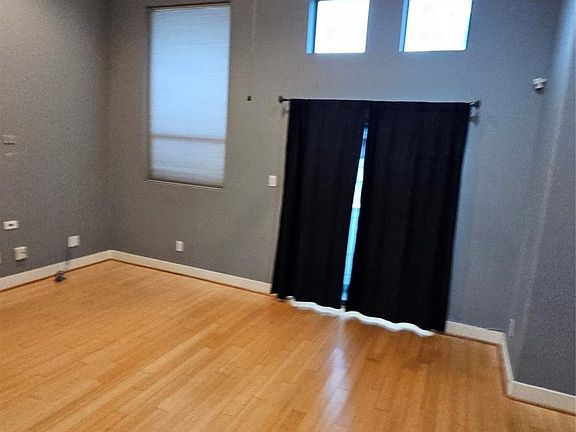 5th image of 2301 Camden Dr #B