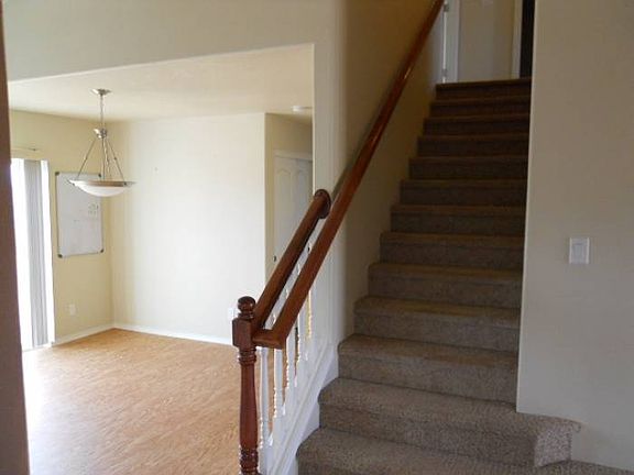 3rd image of 3108 Oxford St