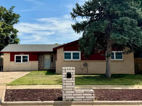 205 Merrill Dr, Clovis, NM 88101