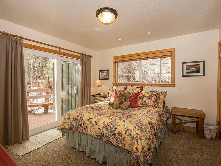 395 Elizabeth Dr — Photo 13