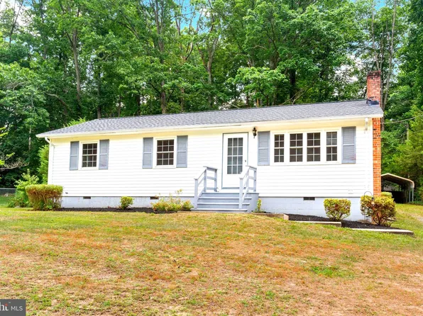 17110 Elm St, Bowling Green, VA 22427