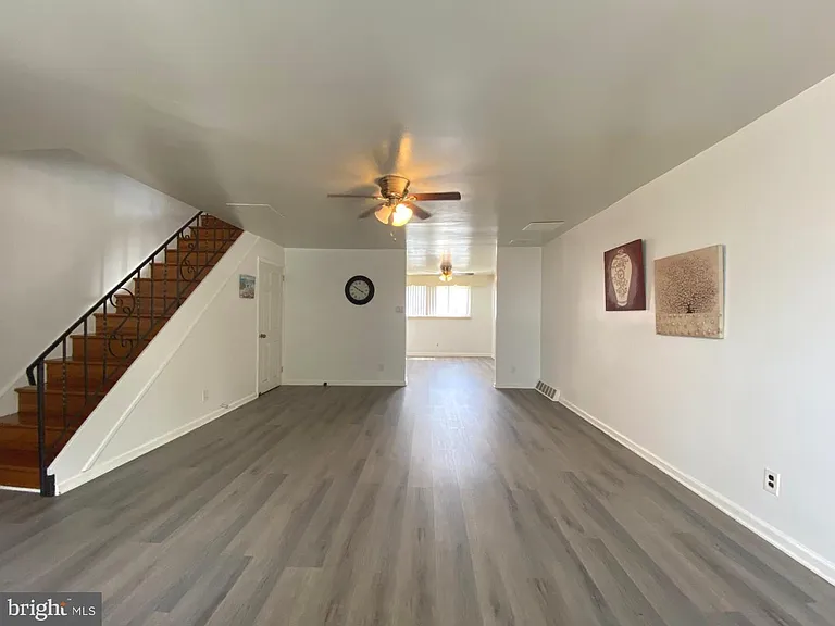 12673 Biscayne Dr — Photo 7
