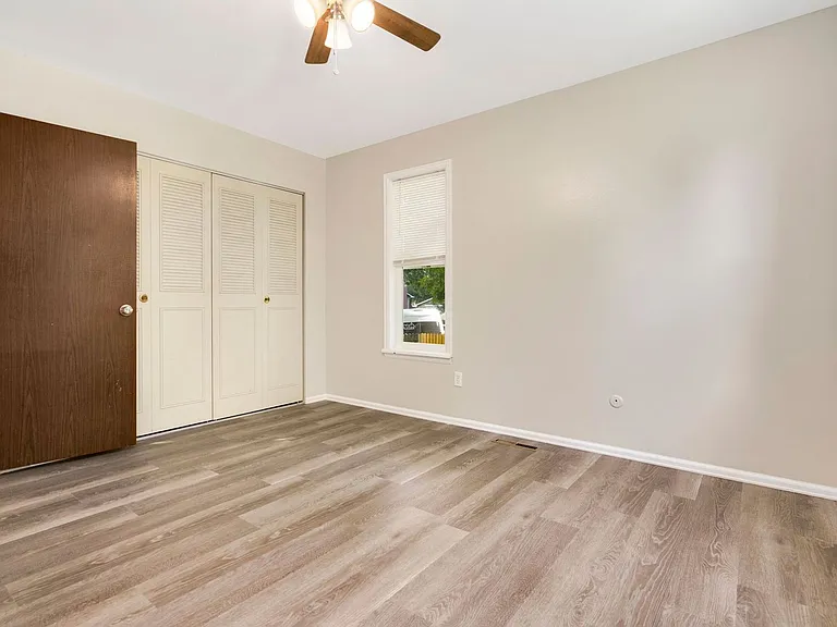 1848 Marlborough Ct — Photo 11
