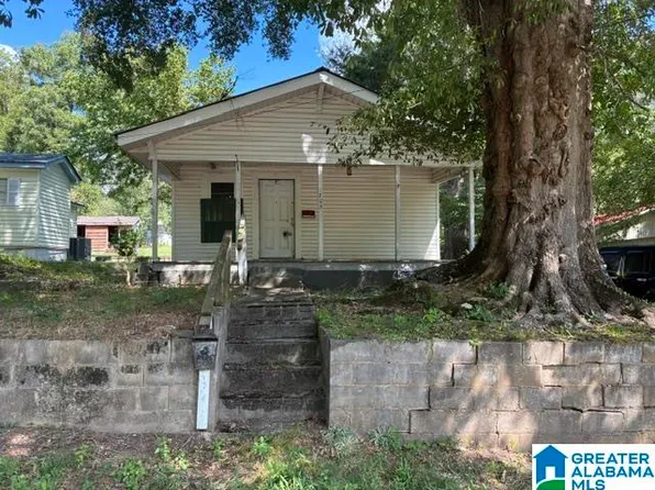 705 Pine St, Jasper, AL 35501