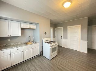 55 Cleveland St #3R, Manchester, NH 03102