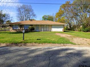 403 Montgomery St, Pittsburg, TX 75686