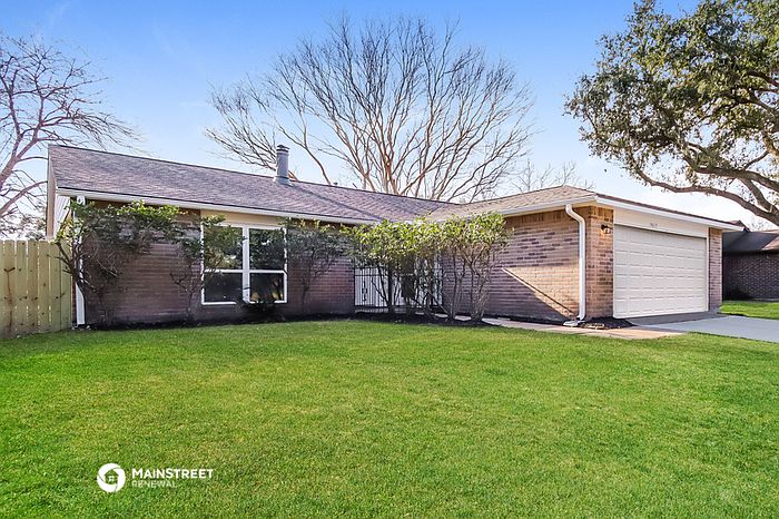 1st image of 15615 Briar Spring Ct