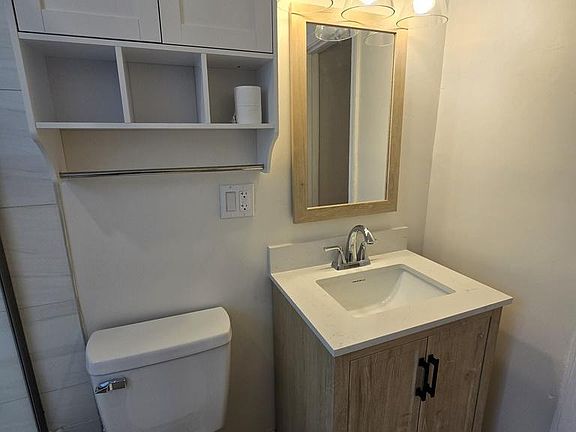 4th image of 505 E 61st St