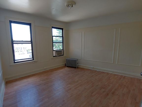 5th image of 3127 96th St Floor 2