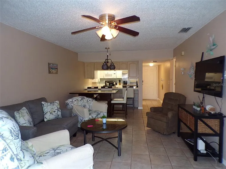 4016 Oakview Dr #J8 — Photo 24