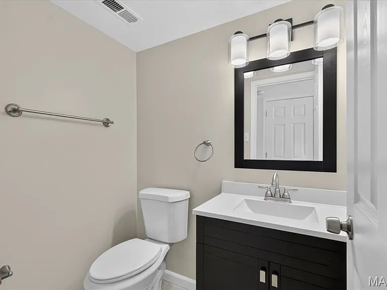 61 Park Charles Blvd S #C — Photo 9