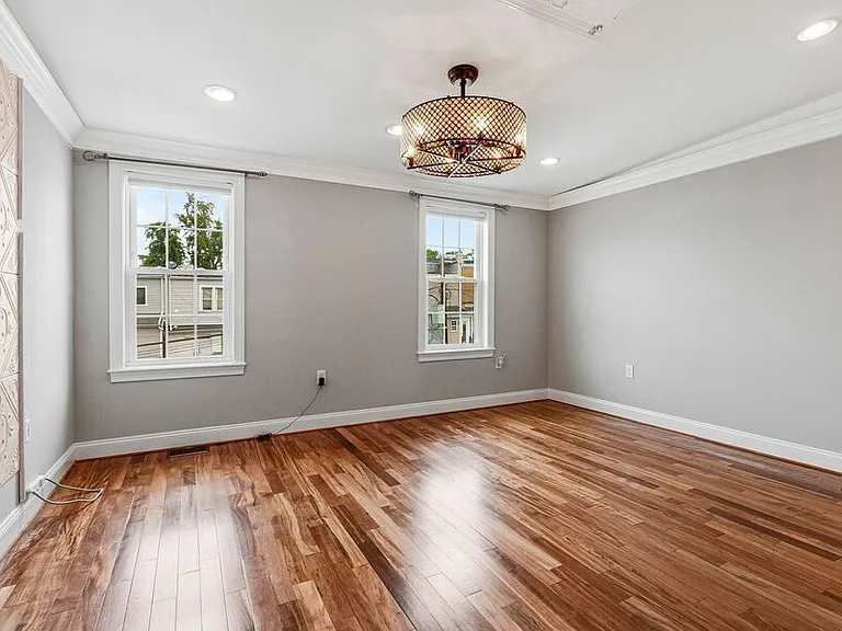 919 Decatur St NW — Photo 33
