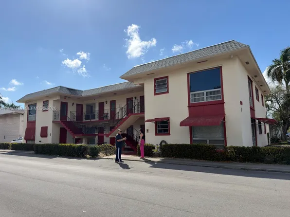 1120 NE 10th St APT 5, Hallandale, FL 33009