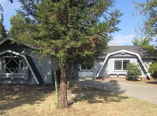 2025 S Locust St, Visalia, CA 93277