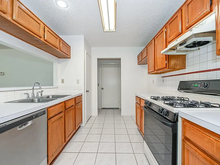 4511 Alamo Ave — Photo 3