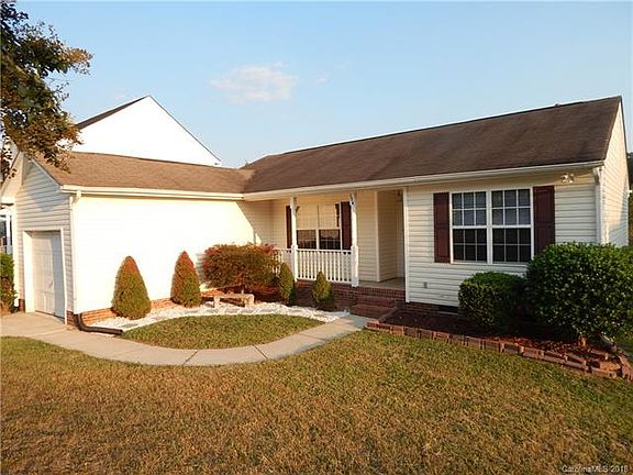 2nd image of 154 Chere Helen Dr