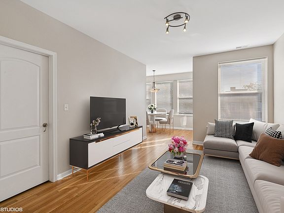 4th image of 6756 S Clyde Ave APT 3