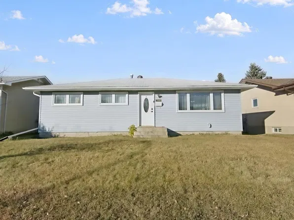 7332 149a Ave NW, Edmonton, AB T5C 2W4