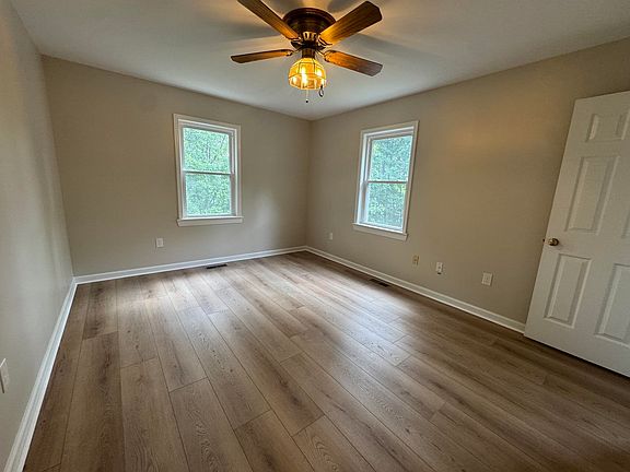 5th image of 250 Bobcat Ln