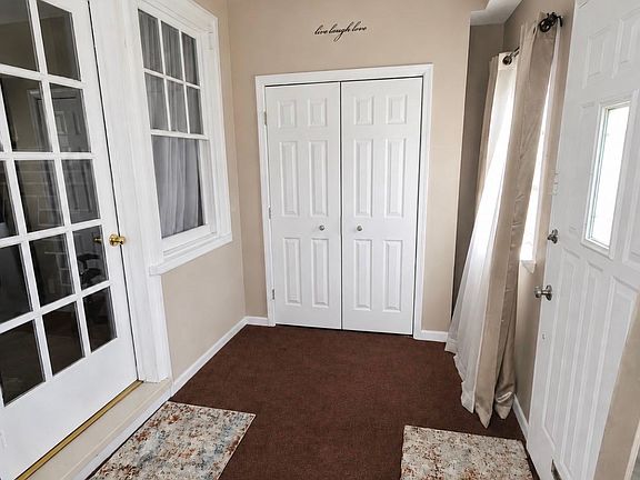 3rd image of 221 Ardmore Ave