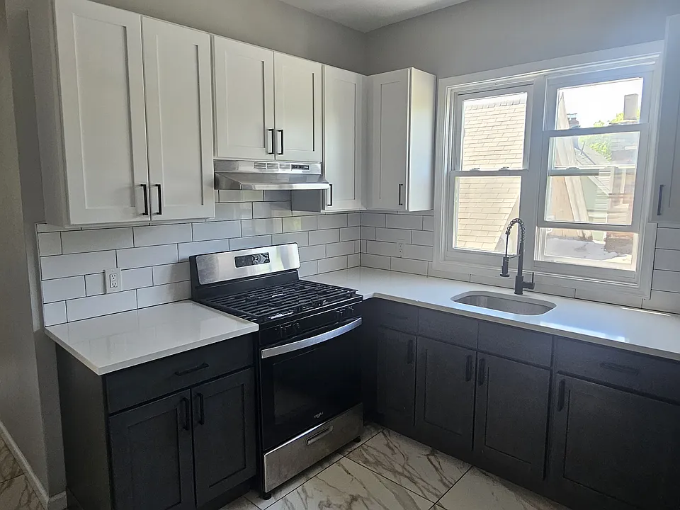 83 Sheppard Ave #1