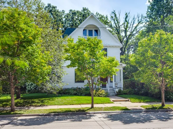 2305 W 21st St, Minneapolis, MN 55405