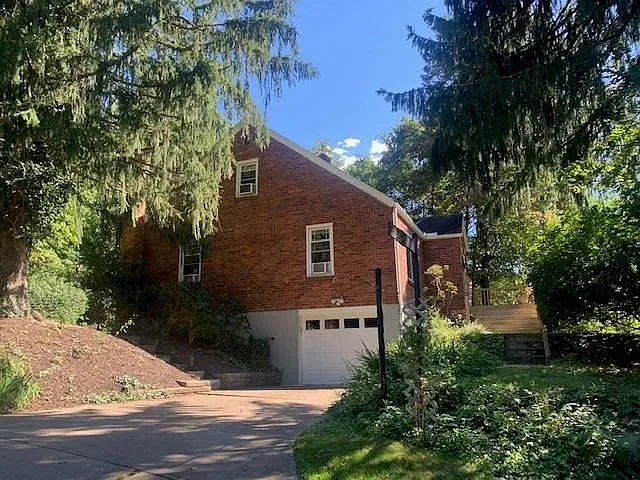 1007 Burchfield Rd photo 1