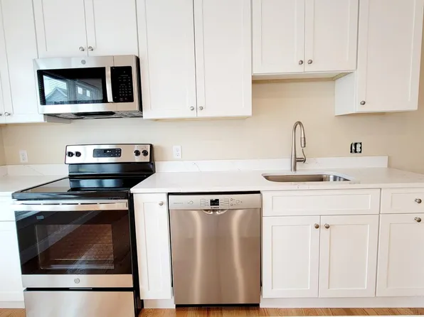 64 Waverly St, Brighton, MA 02135