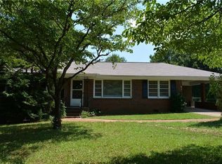 1617 Pine Cir, Austell, GA 30168