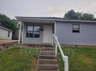 200 Harton Ave, Dyersburg, TN 38024
