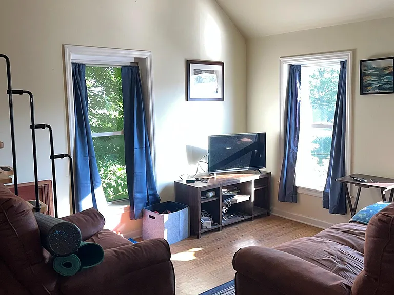166 Main St #4 — Photo 10