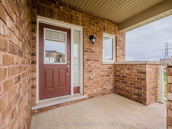 5th image of 112 Watermill St