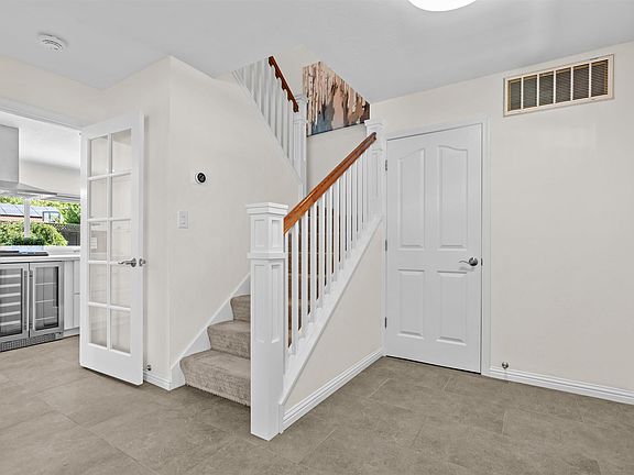 5th image of 4767 Del Valle Pkwy